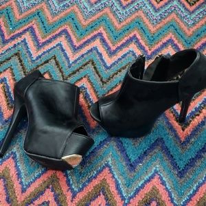 Black booties no box